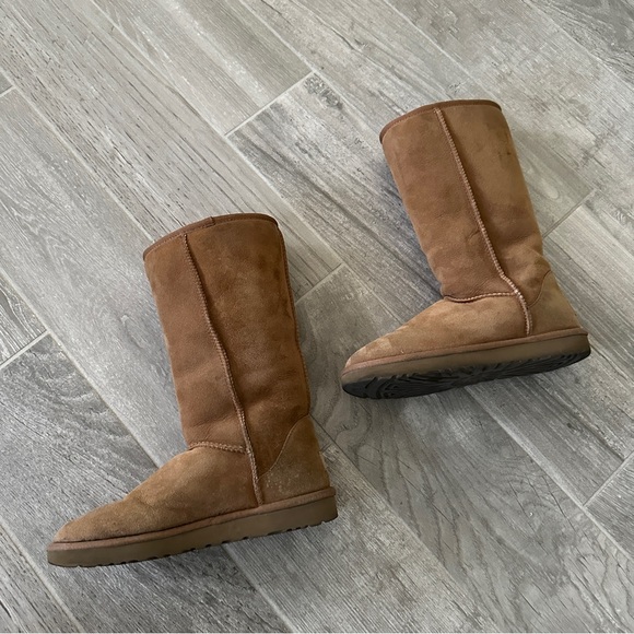 UGG Classic II Tall in Chestnut Suede - Picture 7 of 11